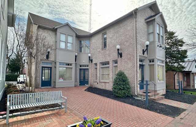 107 S TALBOT photos photos