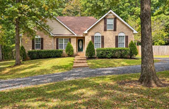 5668 Pinewood Rd, Franklin, TN 37064 | Private Acreage in Leipers Fork Gallery 3