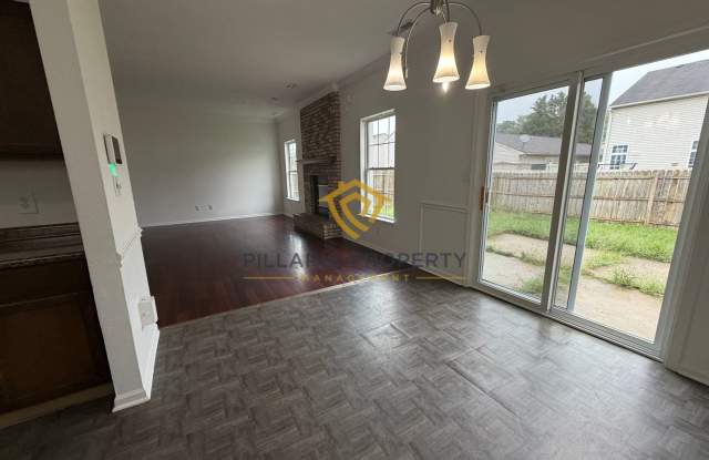 3-Bedroom Home with 2-Car Garage & Spacious Yard Available NOW! Gallery 4