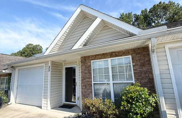 Great 2 Bedroom 2 Bath Townhouse with Garage photos photos