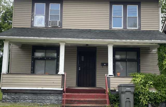 733 Crandall Avenue photos photos