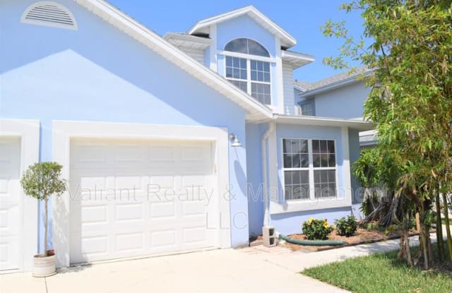 633 10th Avenue South - 633 10th Avenue South, Jacksonville Beach, FL 32250