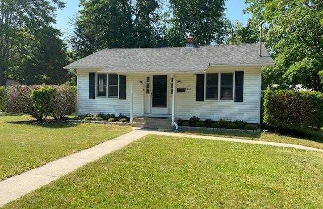 202 Oakwood Road photos photos