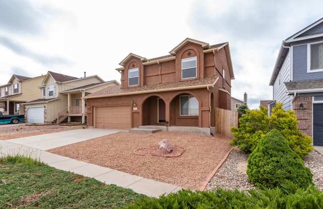 Beautiful Two-Story Home in Desirable Soaring Eagles!!! Gallery 4