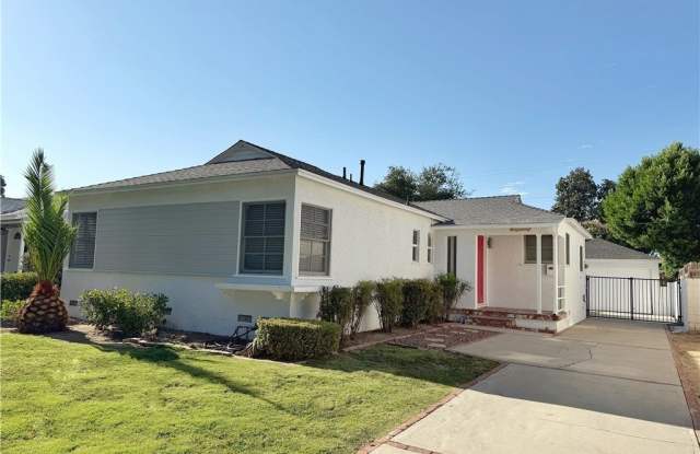 17526 Lemay Street photos photos