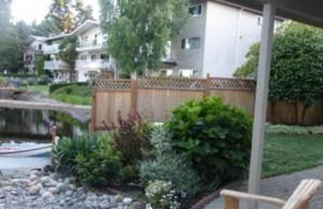 311 N 137th St Lakeside Gallery 4