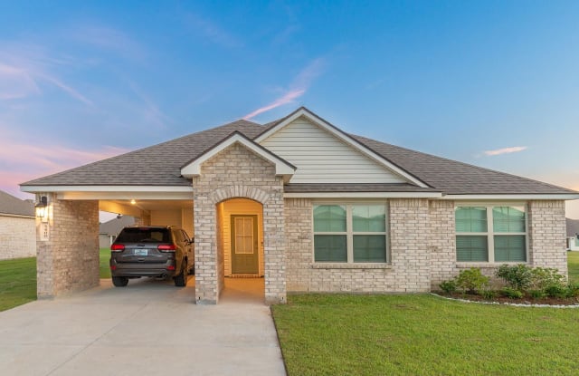 5400 Greenridge Lane - 5400 Greenridge Ln, Zachary, LA 70791