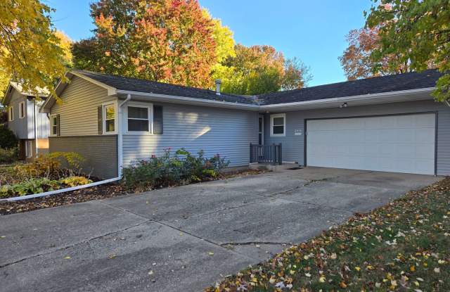 Stunning West-Side Home: 3 Bedroom, 2 Bath Gem! - 2616 Bennington Drive, Springfield, IL 62704 Stunning West-Side Home: 3 Bedroom, 2 Bath Gem! - 2616 Bennington Drive, Springfield, IL 62704