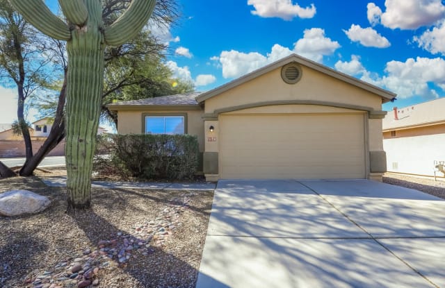9108 East Muleshoe Street photos photos