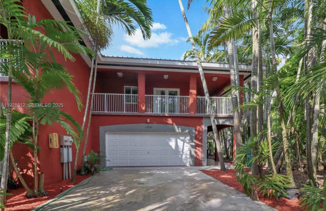 15735 SW 92nd Ave photos photos