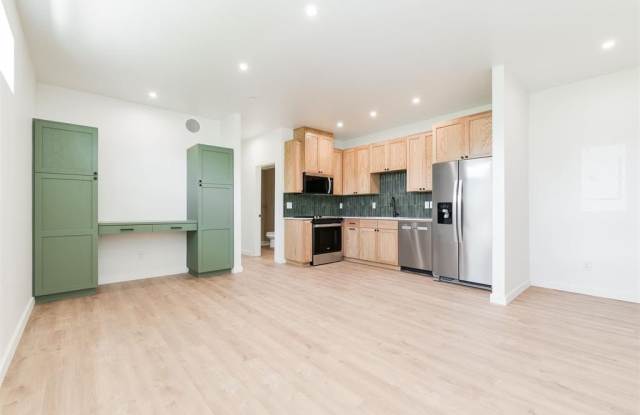 1744 NW 15th Street photos photos