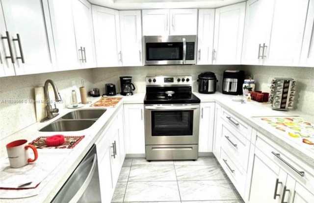 10801 SW 109th Ct photos photos