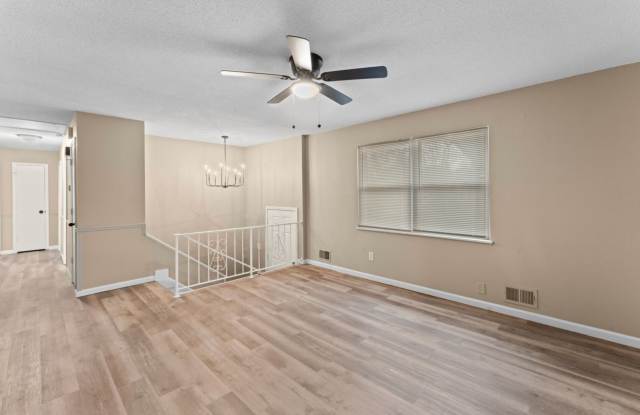 AVAILABLE NOW - BIG home in Blue Springs photos photos AVAILABLE NOW - BIG home in Blue Springs photos photos