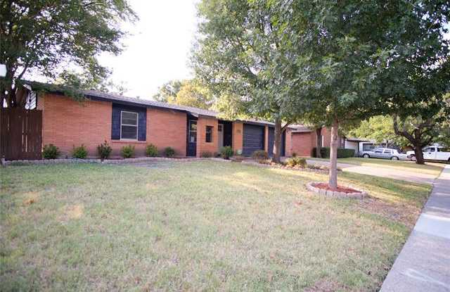 2801 Brockbank Drive Gallery 2