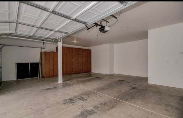 15408 N 169th Ave Gallery 2