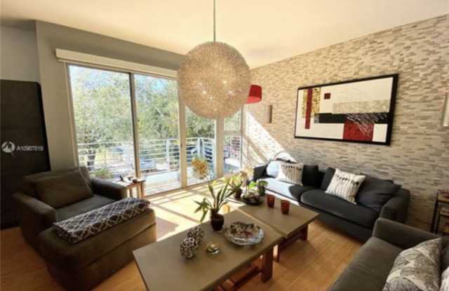 163 N Shore Dr 163-2 Gallery 3