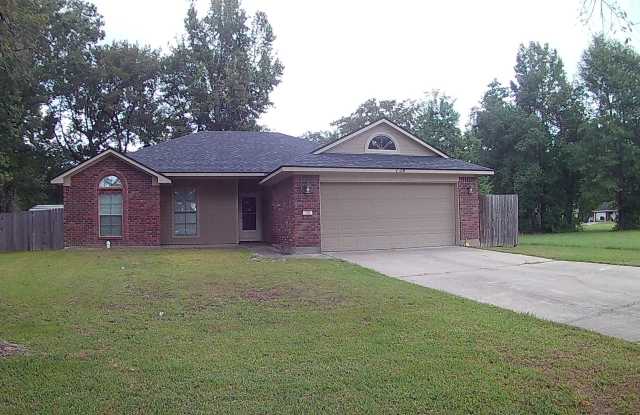708 Quiet Cove Circle 3/2 1330 sqft. $1700 rent/ $1600sec dep photos photos