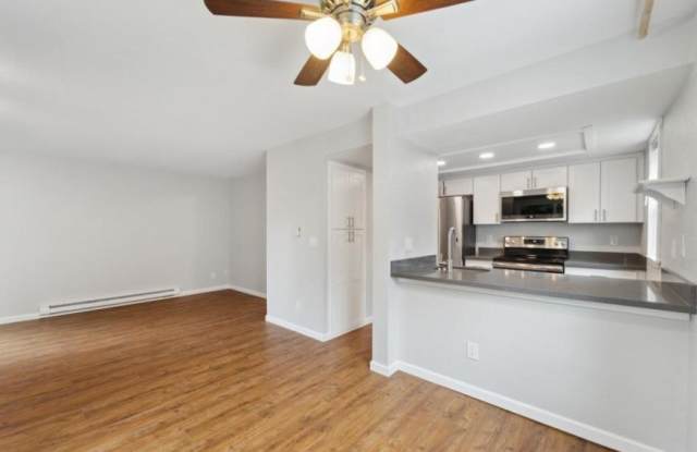 12645 NE 130th Way #H201 Gallery 4
