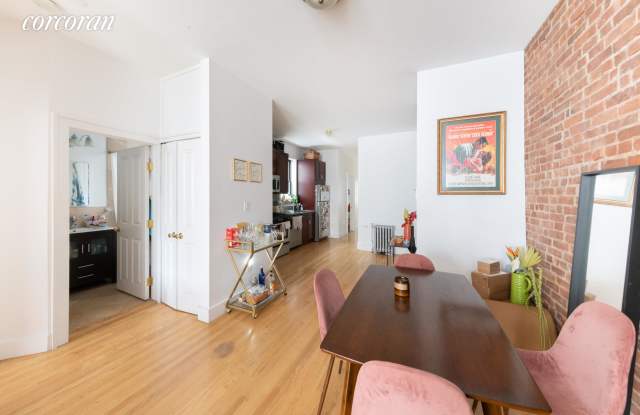 989 Seneca Avenue Gallery 4