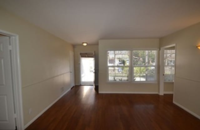 7027 Lurline Ave - 7027 N Lurline Ave, Los Angeles, CA 91306