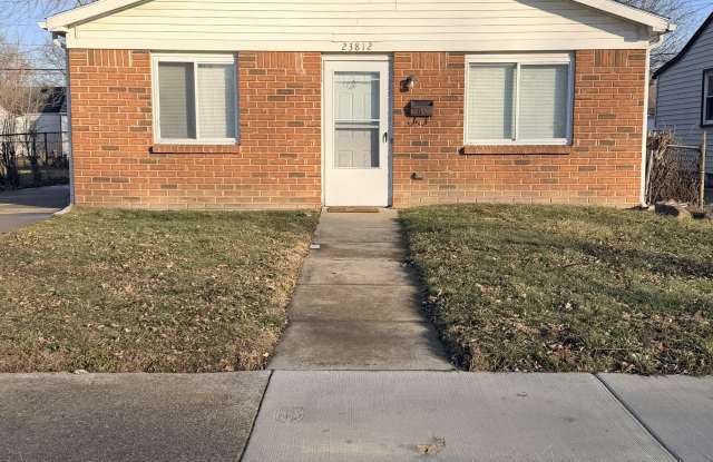 23812 Columbus Ave photos photos