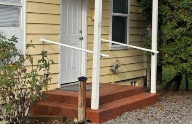 18427-18429 SE Yamhill Street photos photos