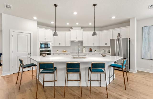 Reserve at Hillview Single-Family Homes photos photos