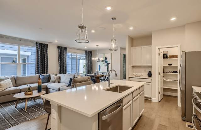 New 3 BDR Arvada Home Convenient to Everything photos photos