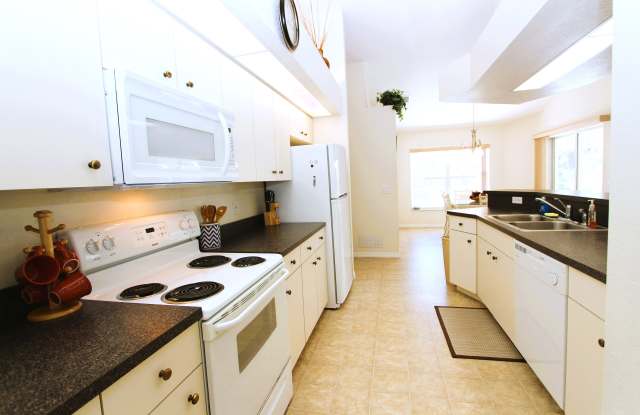 131 White Marsh Ln Gallery 3