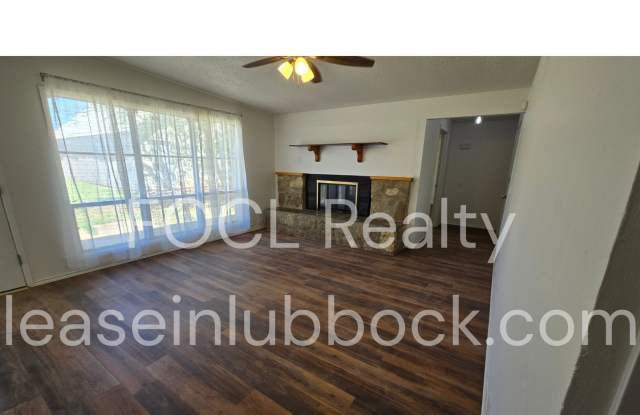 Bright and Open 4 Bedroom Home photos photos