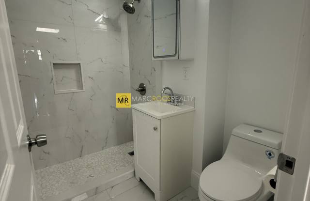 476 Commonwealth Ave photos photos