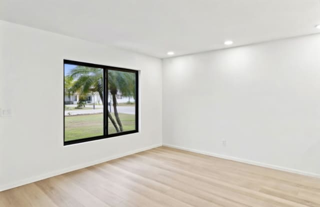 1063 Gantt Avenue photos photos