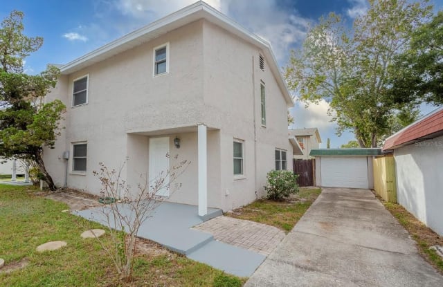 2078 LOMA LINDA WAY N - 2078 Loma Linda Way North, Clearwater, FL 33763