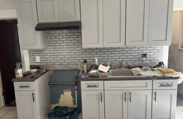 361 Prospect St - 361 Prospect Street, Perth Amboy, NJ 08861