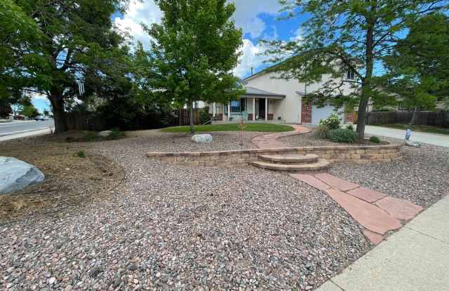 BEAUTIFUL 4/4/2 LOCATED IN BRIARGATE & IN SCHOOL DISTRICT 20!!!!!!! Gallery 3