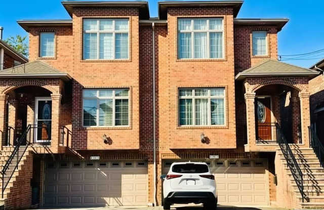 229 E Columbia B photos photos