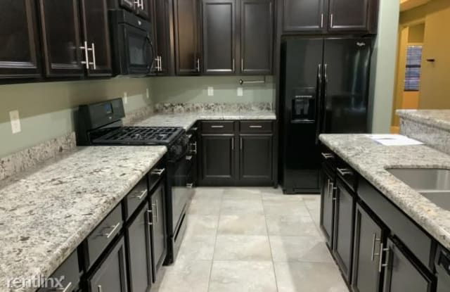 15611 W Westview Dr - 15611 West Westview Drive, Goodyear, AZ 85395