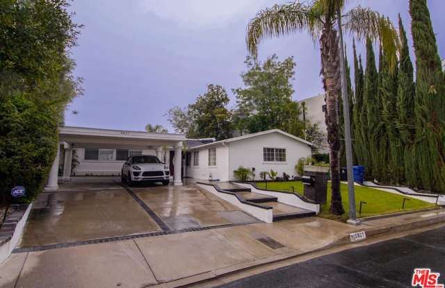 5827 MCDONIE Avenue - 5827 Mcdonie Ave, Los Angeles, CA 91367