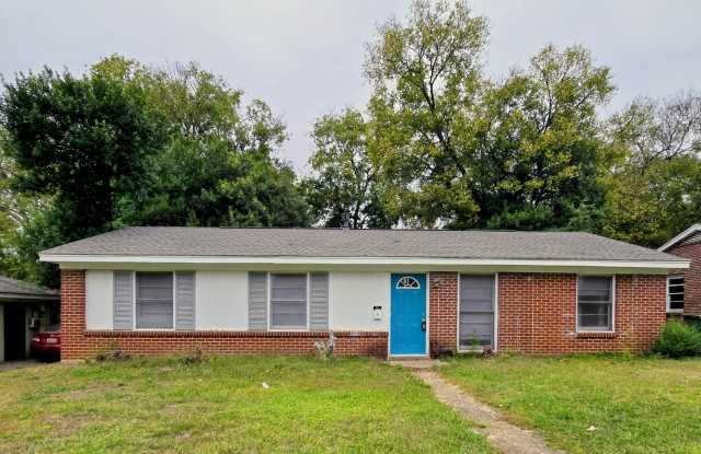 204 West Park AvenueMontgomery photos photos