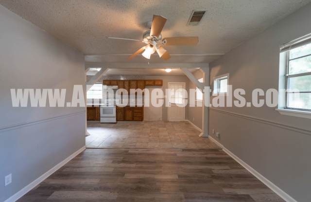 908 Greenlea Dr photos photos