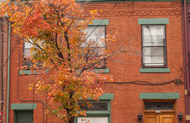 Southside Flats 4 Bedroom! Rooftop Deck! Central AC! Laundry Included! photos photos