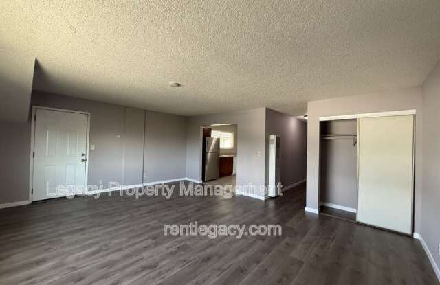 1844 Robin Ln photos photos