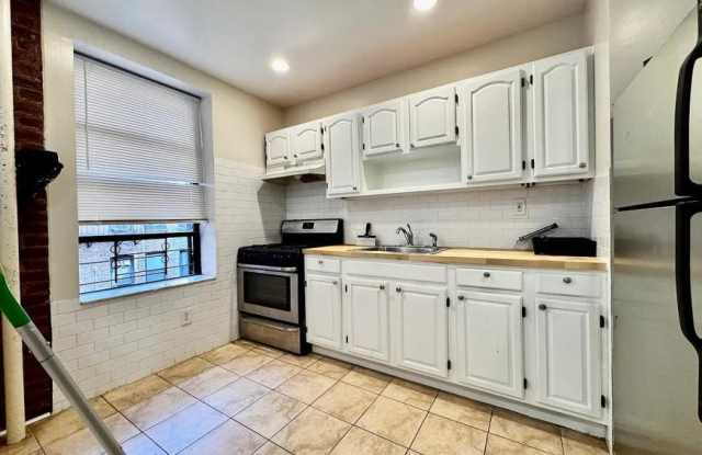 360 Bay Ridge Pkwy Gallery 1