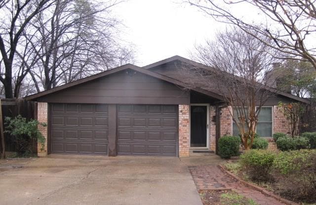 105 Peyton Place - 105 Peyton Place, Arlington, TX 76010