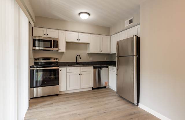400 Gallery Lane - B6 photos photos