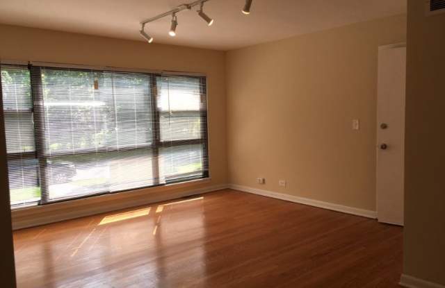 1942 Linden Ave B Gallery 3