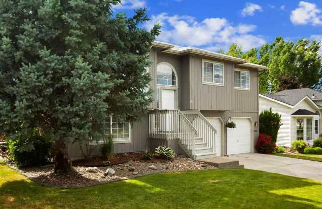 1323 North Mitchell Road photos photos