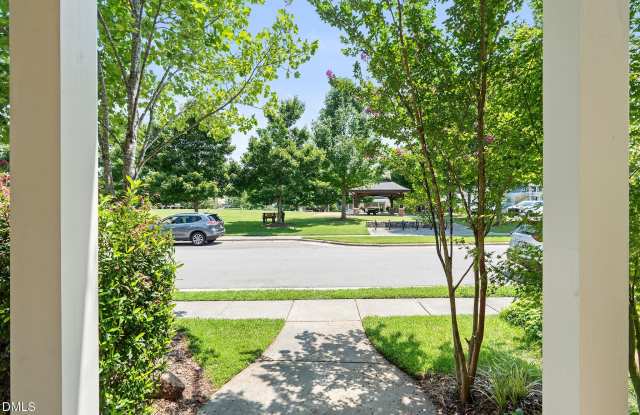 19 Pokeberry Bend Drive Gallery 4
