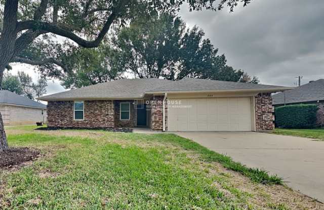 555 Meadowbrook Drive Gallery 1