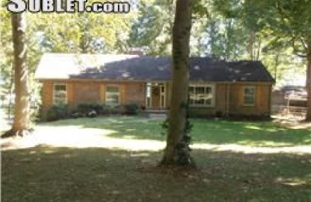 574 Indian Lake Rd. - 574 Indian Lake Road, Hendersonville, TN 37075